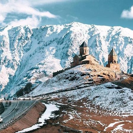 Golden Star Kazbegi Hotel Buitenkant foto