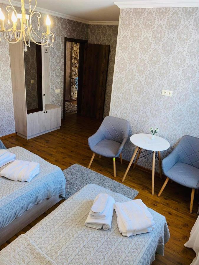 Golden Star Kazbegi Hotel Kamer foto